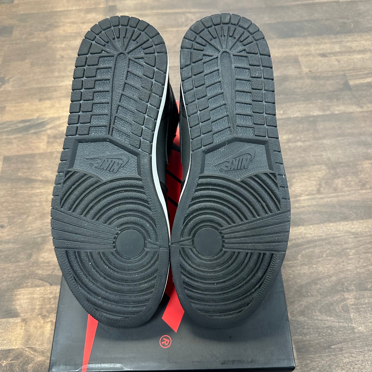 Black Satin Gym Red Jordan 1 High (USED)