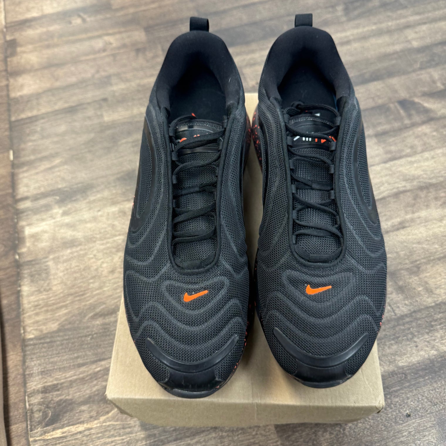 Hot Lava Air Max 720 (USED, No Box)