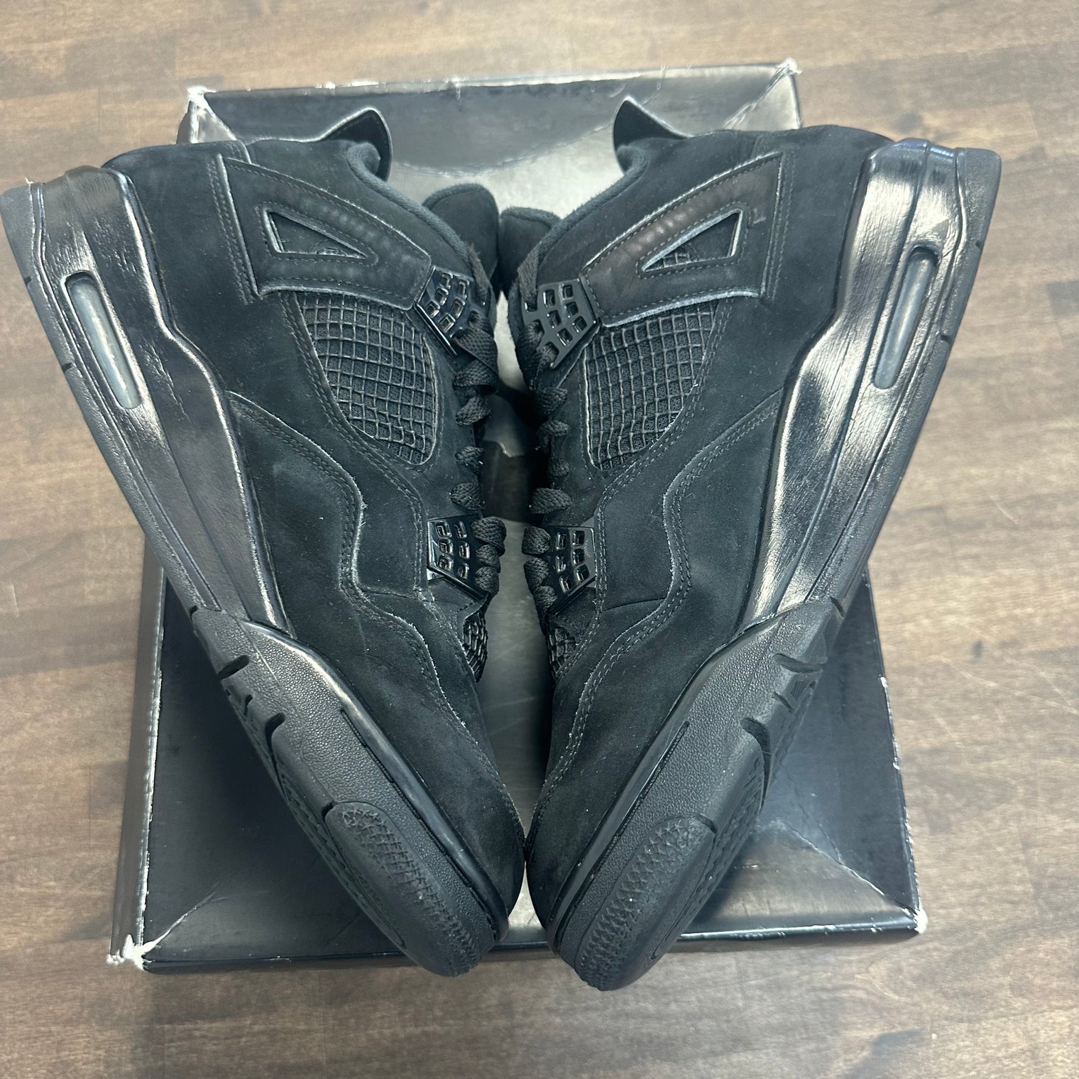Black Cat Jordan 4 (USED)