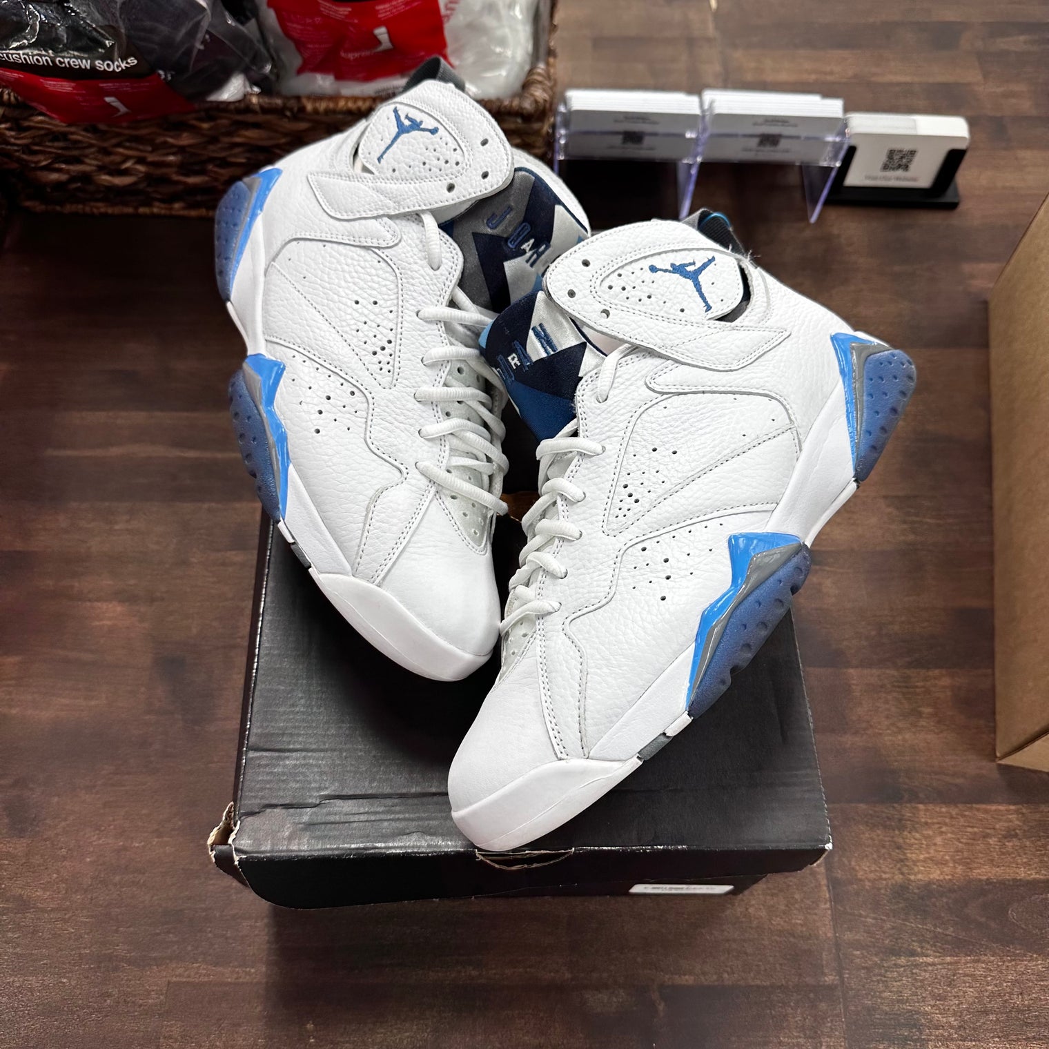 French Blue Jordan 7 (USED)