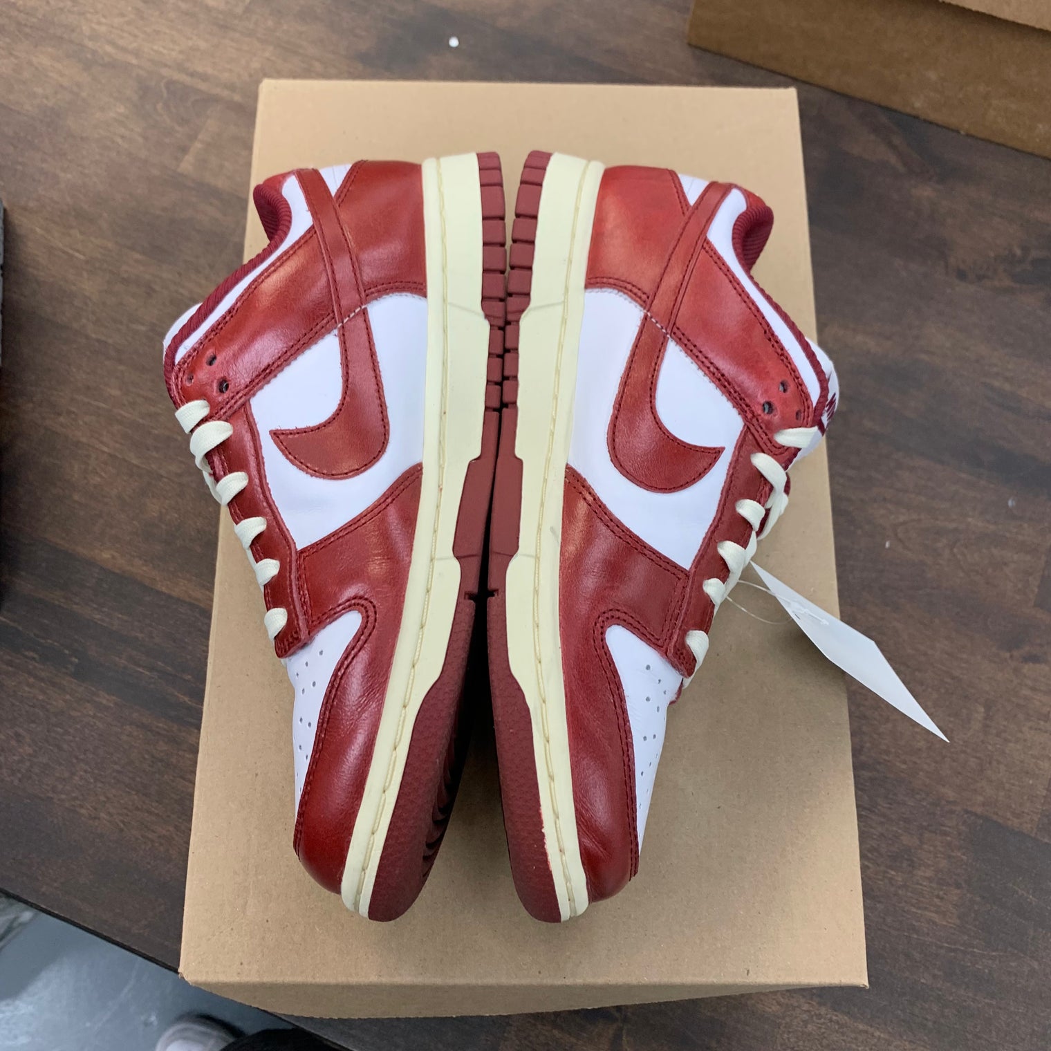 (W) Vintage Red Nike Dunk Low (USED,No Box)