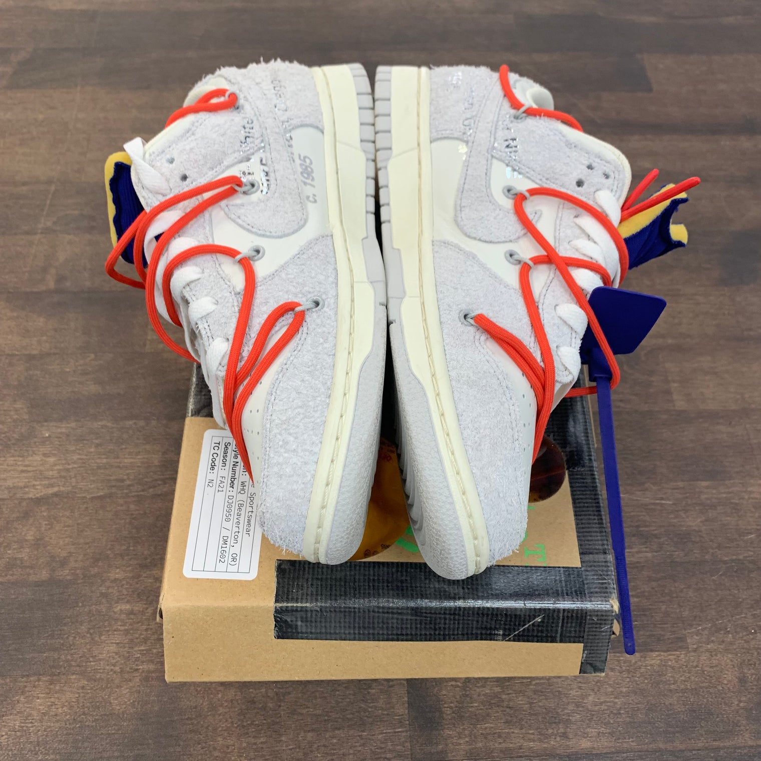 Lot 13 Off White Dunk Low (USED)