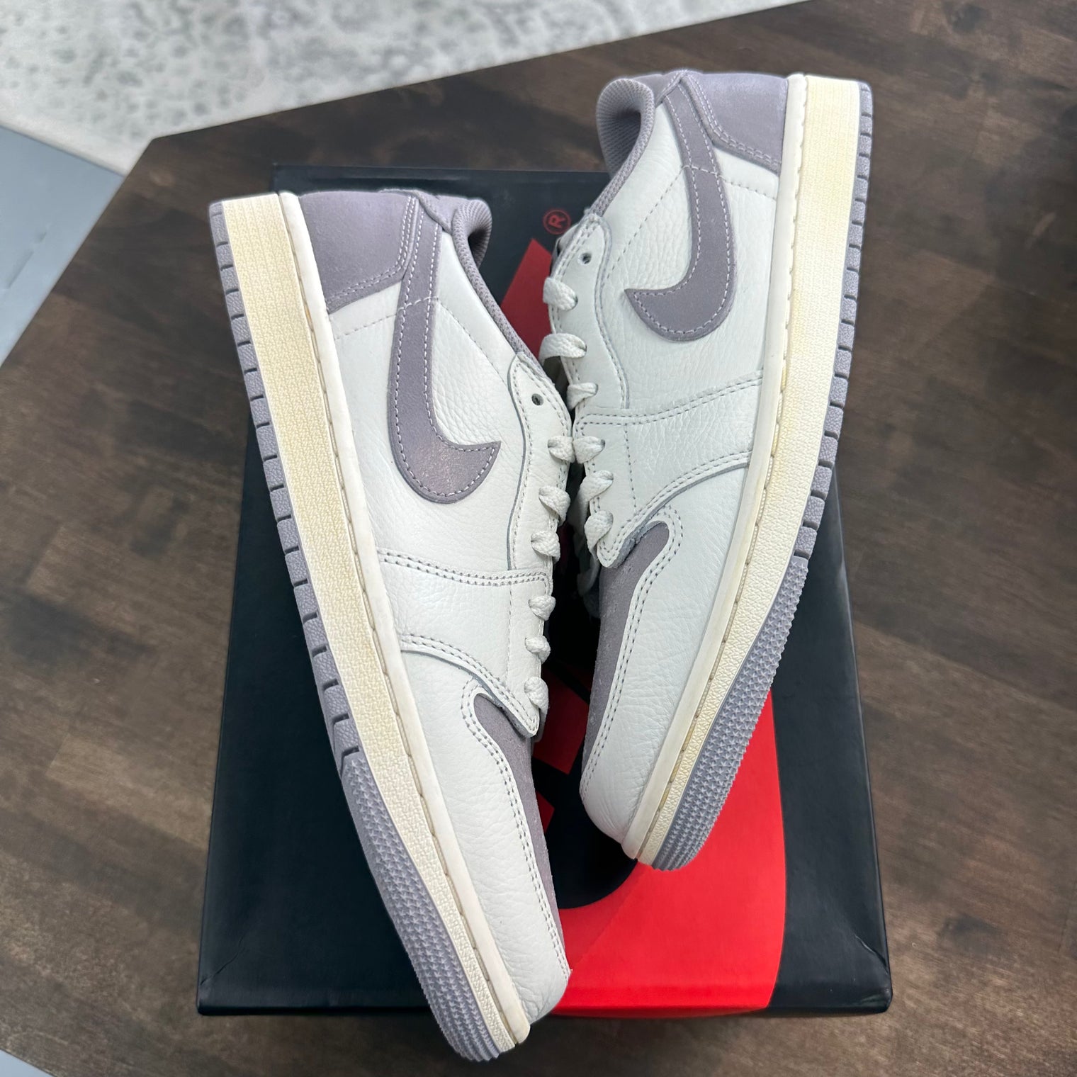 Atmosphere Grey Jordan 1 Low OG (USED)