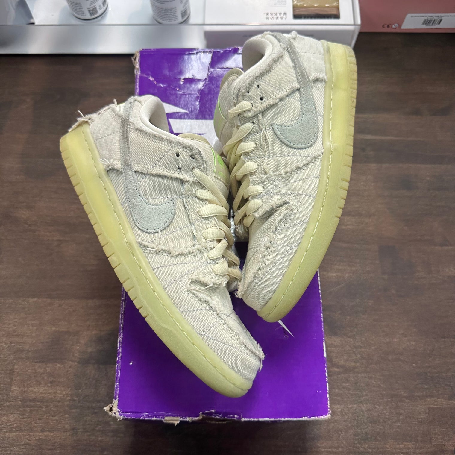 Halloween Mummy SB Dunk Low (USED)