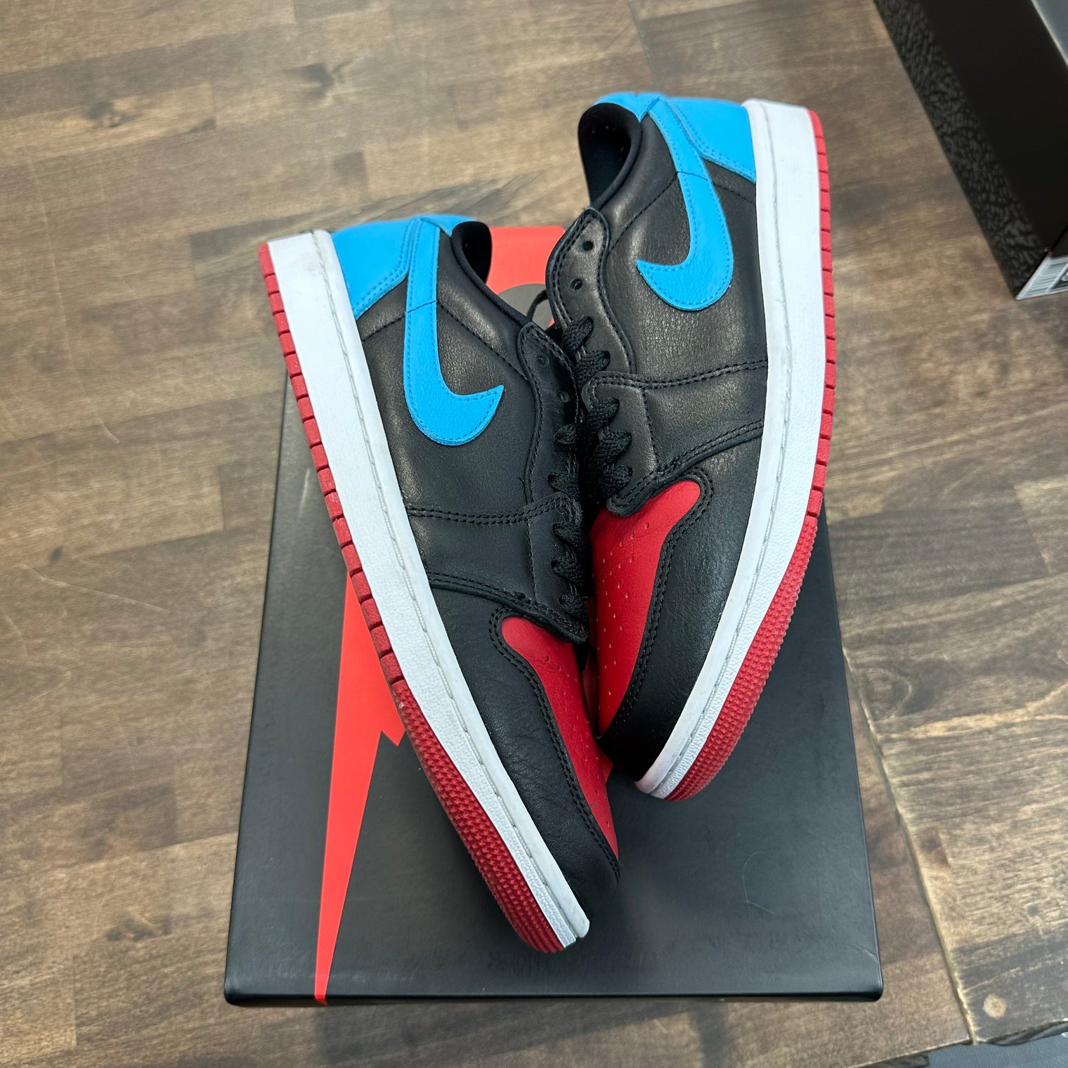 (W) NC to Chi Jordan 1 Low OG (USED)