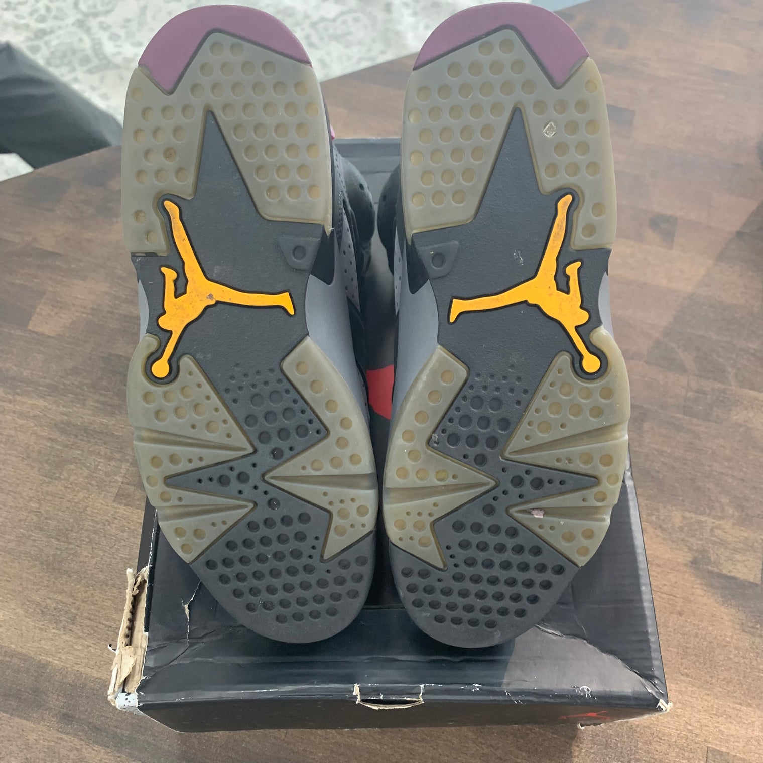 Bordeaux Jordan 6 (USED)