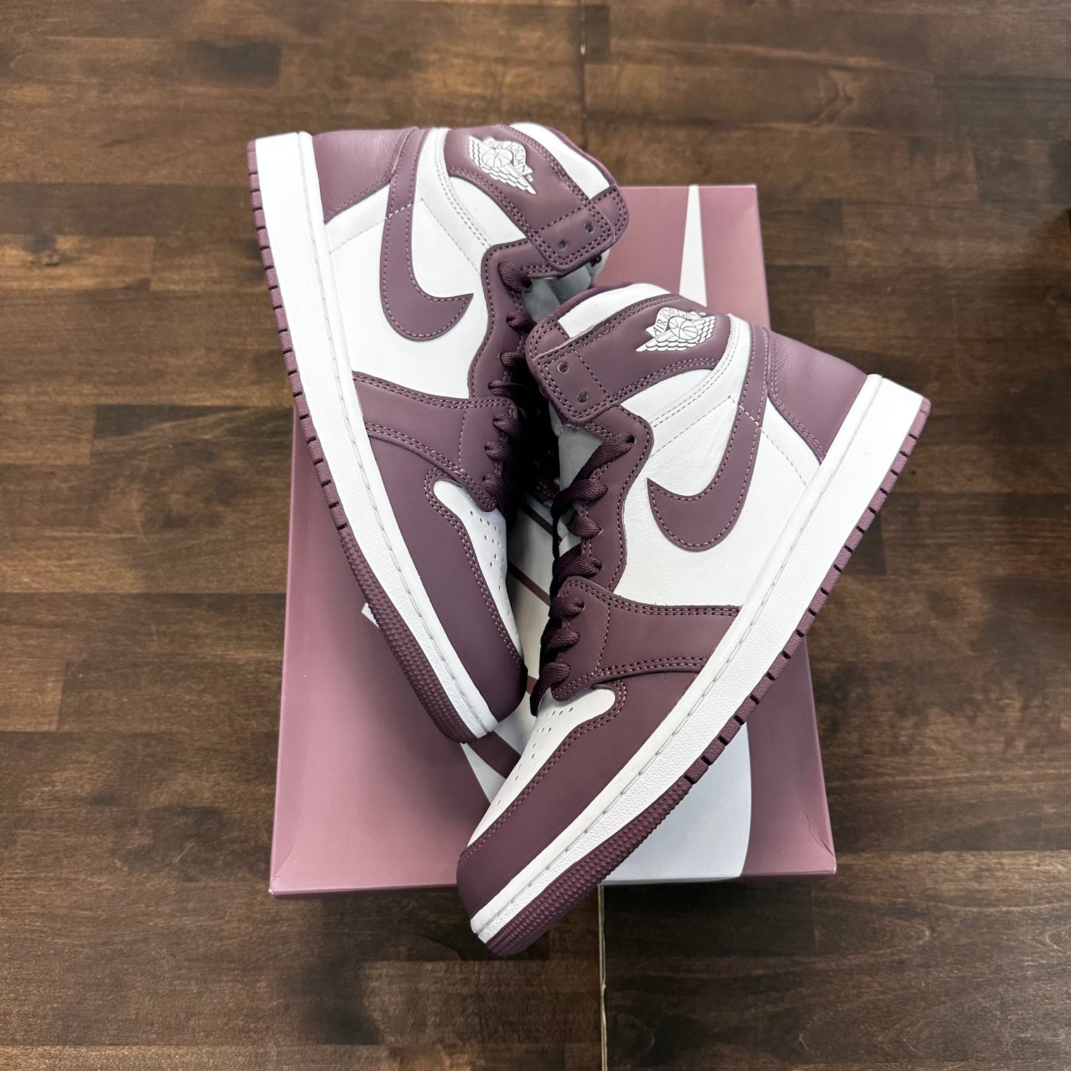 Mauve Jordan 1 High (USED)