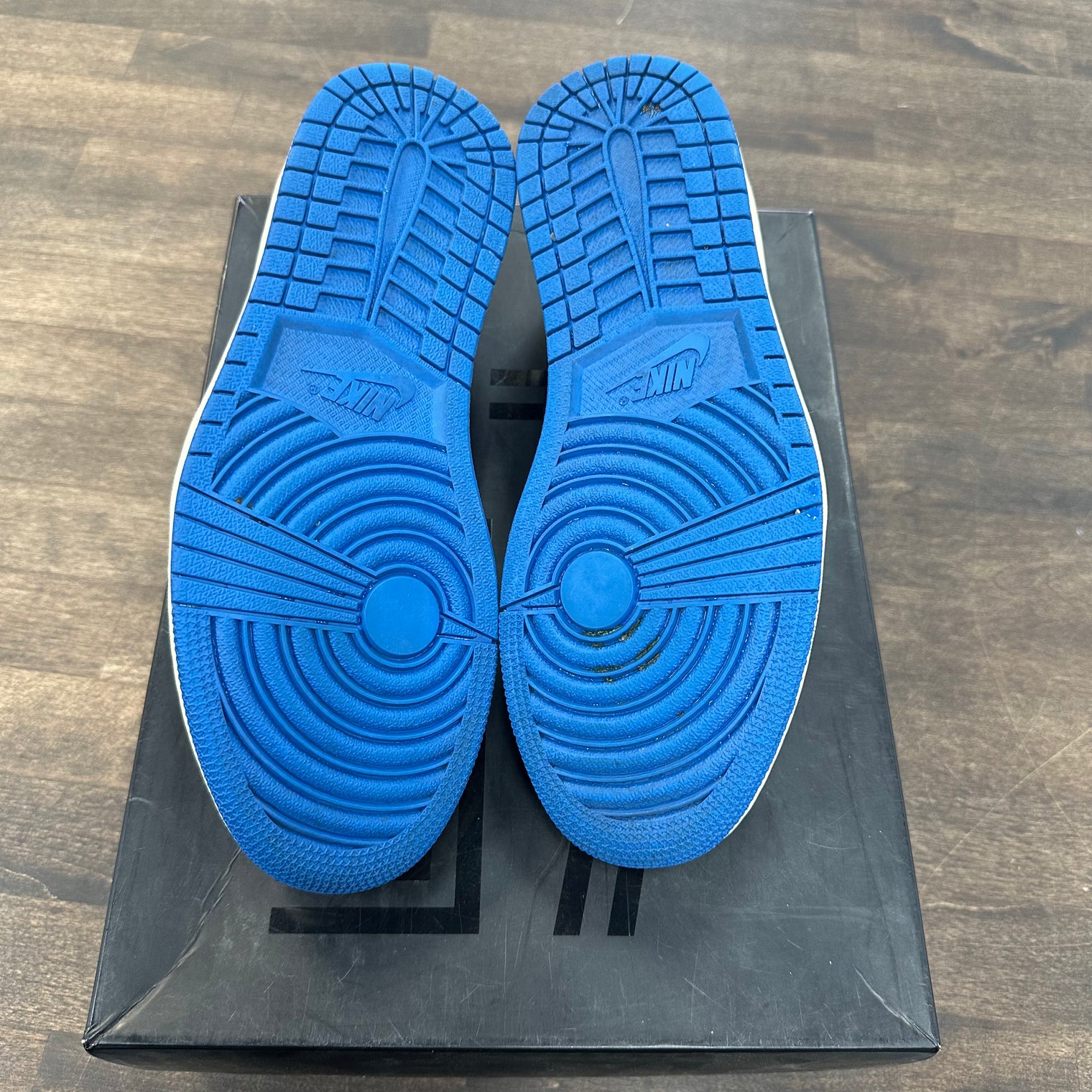 Travis Scott Jordan 1 Low Fragment (USED, No box)