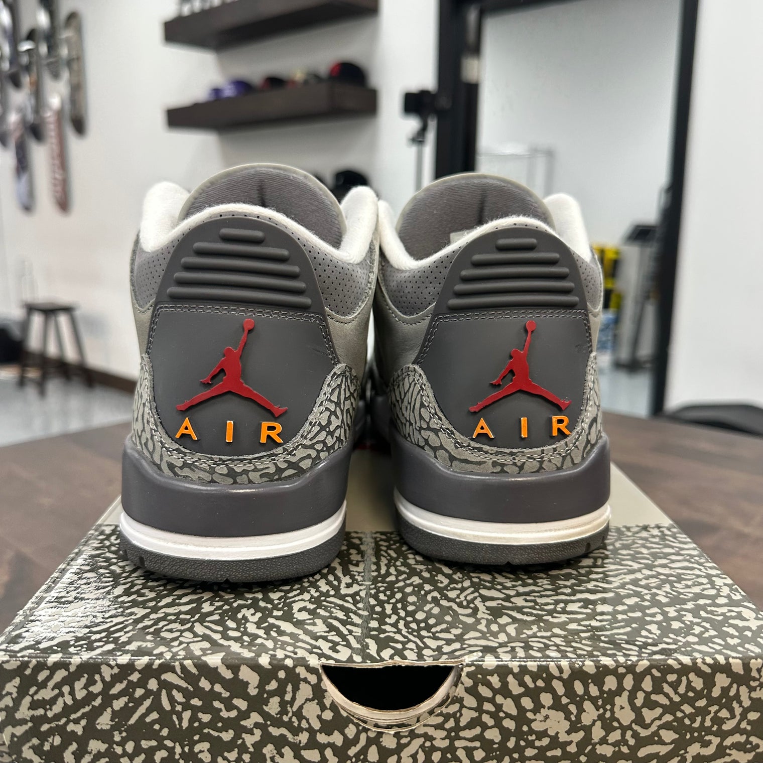 Cool Grey Jordan 3 (USED)