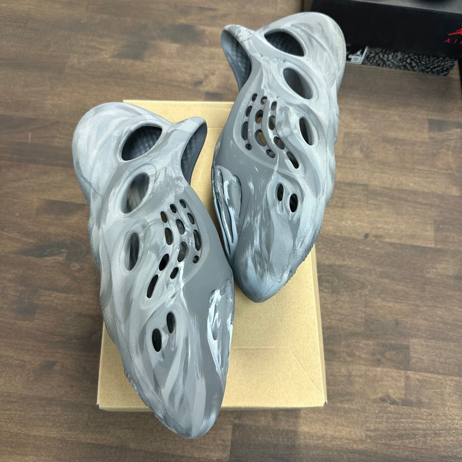 MX Granite Yeezy Foam RNNR (USED)