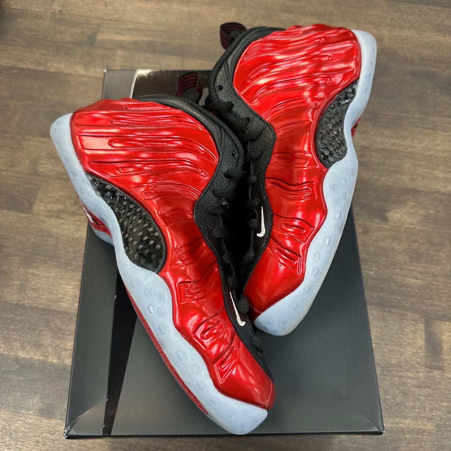 Metallic Red Foamposite (USED)