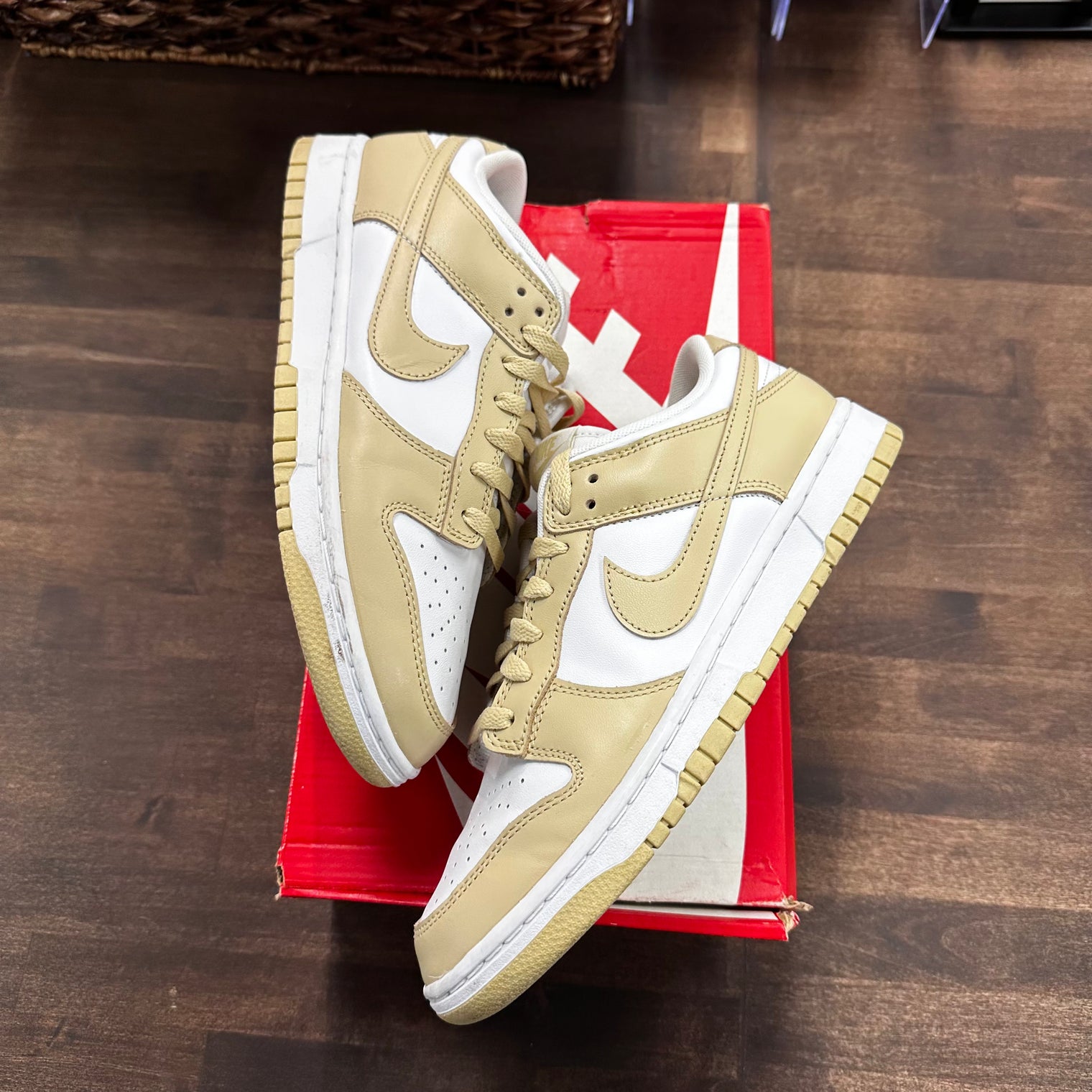 Team Gold Dunk Low (USED)