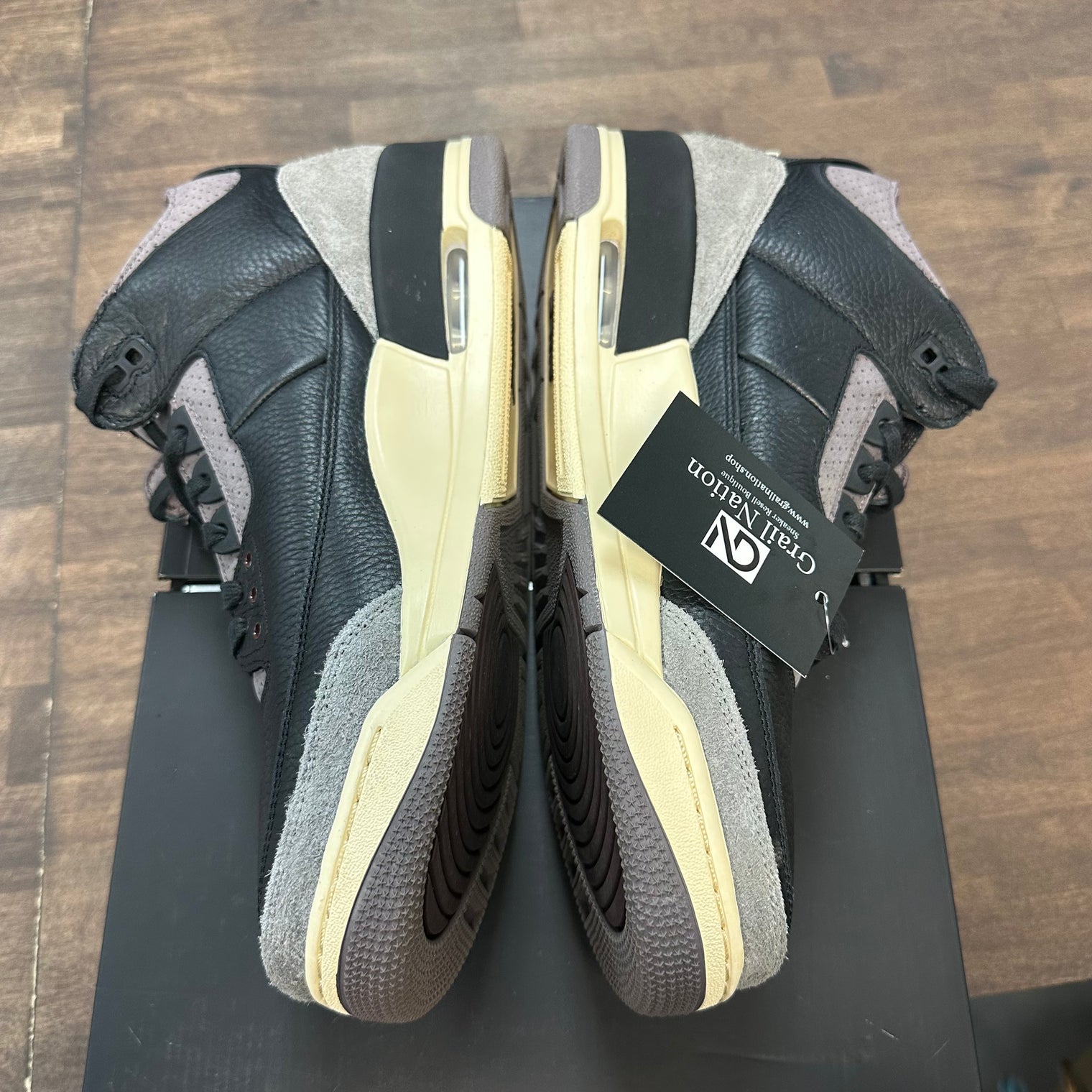 A Ma Maniere Sleeping Jordan 3 (W) (USED)