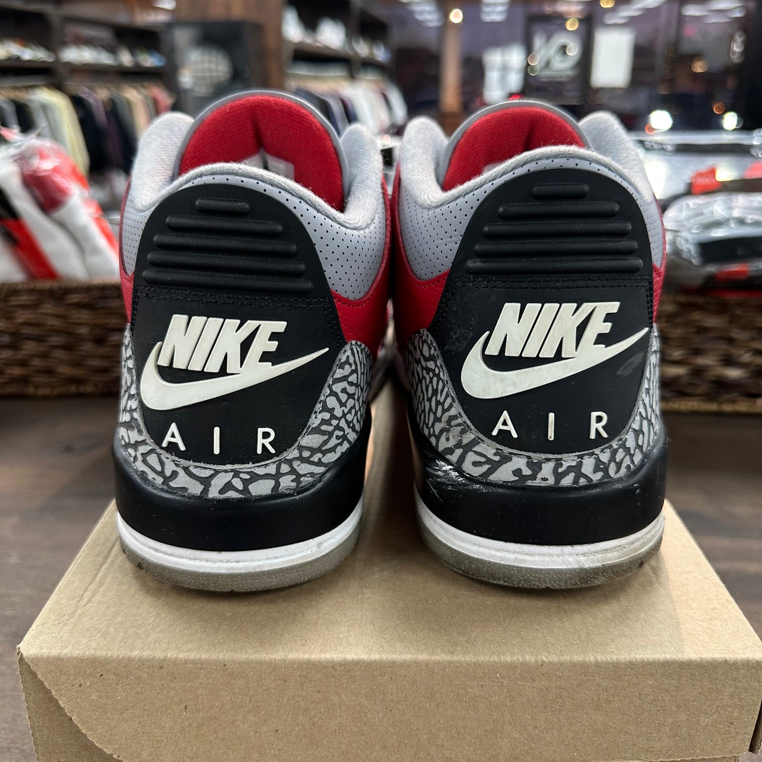 Unite Jordan 3 (USED,NO BOX)