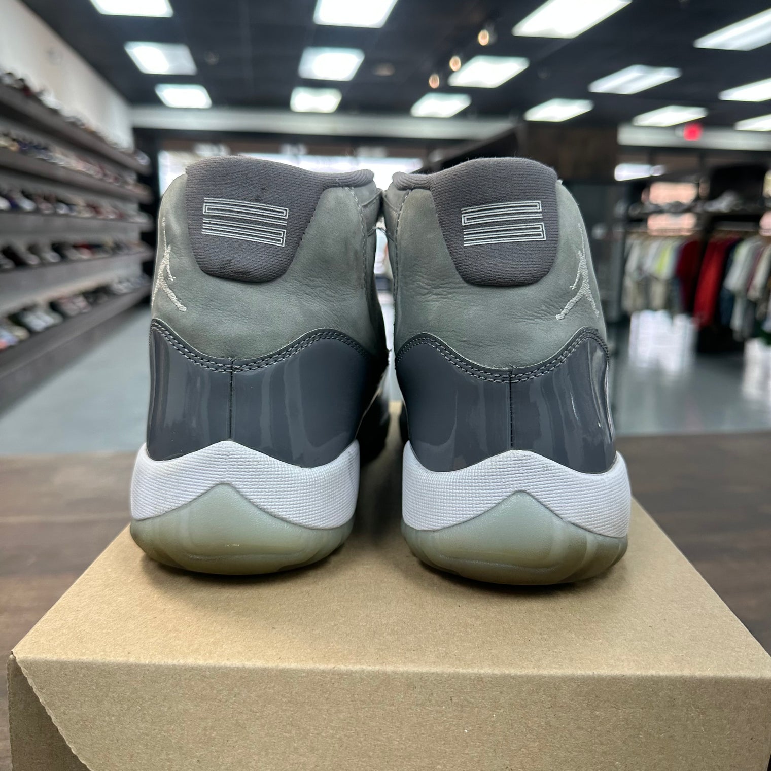 Cool Grey Jordan 11 (USED, No box)