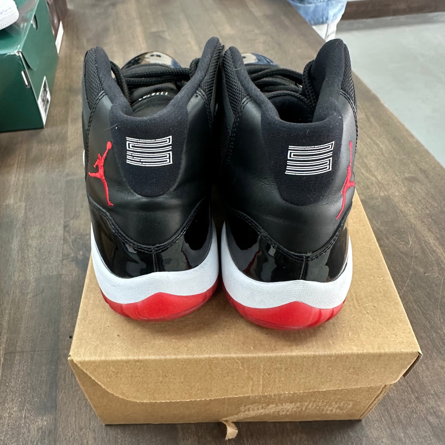 Bred Jordan 11 High (2012) (USED,No Box)