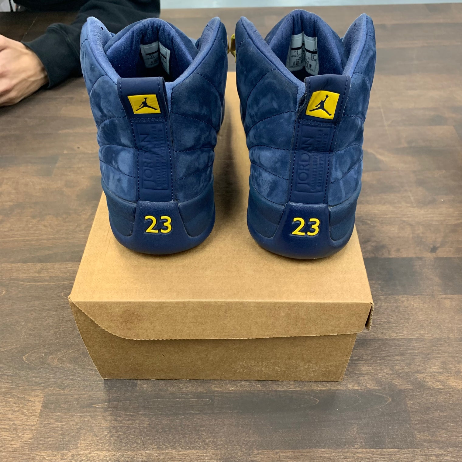 Nike Jordan 12 Michigan (USED NO BOX)