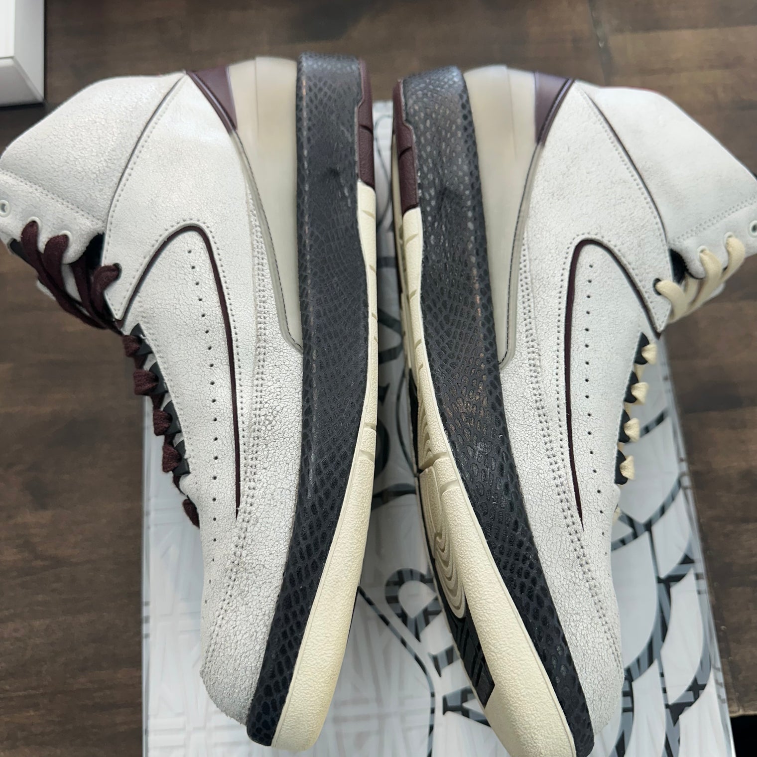 A Ma Maniere Jordan 2 (USED)