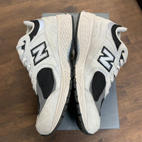 New Balance 2002R Grey Black (USED)