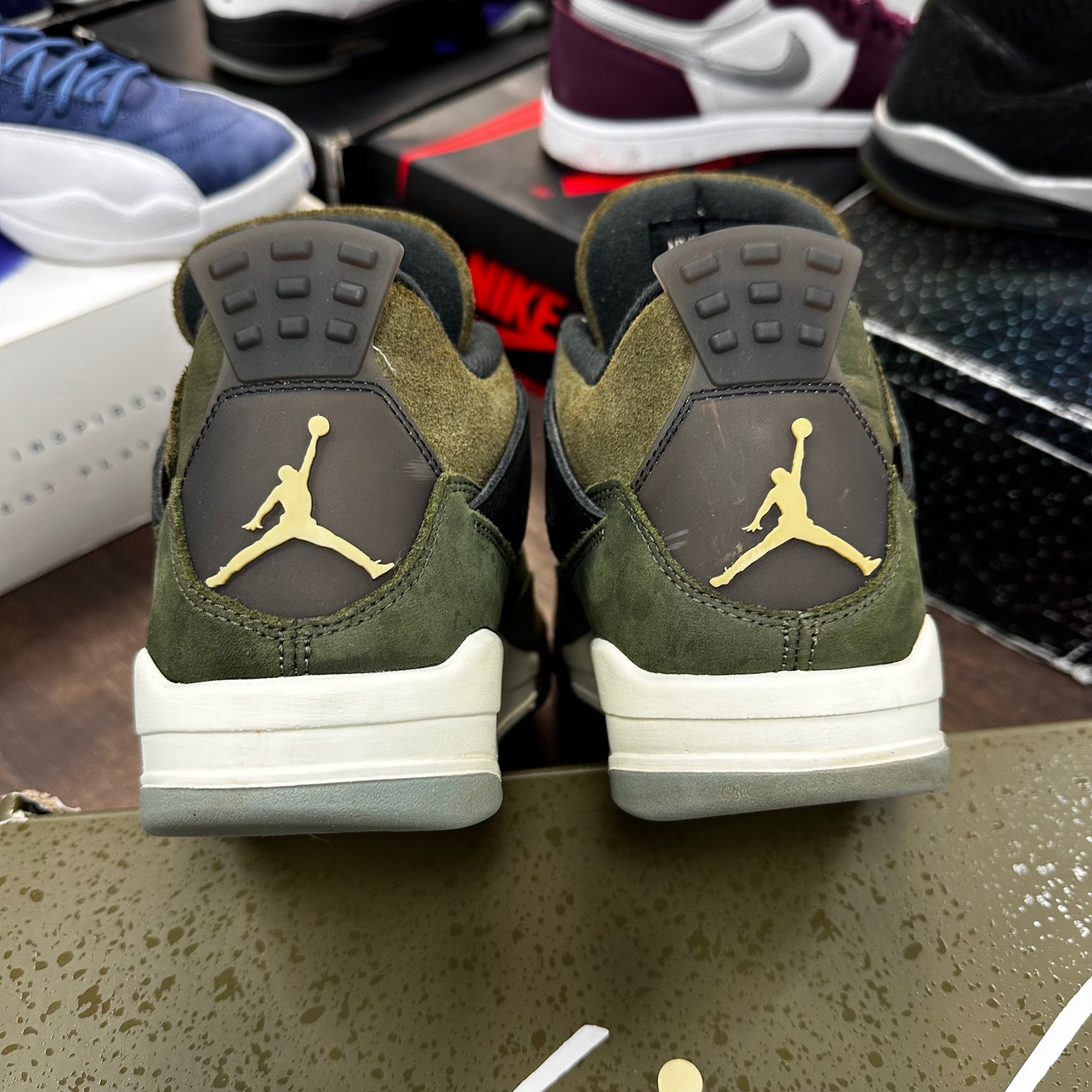 Olive Craft Jordan 4 (USED)