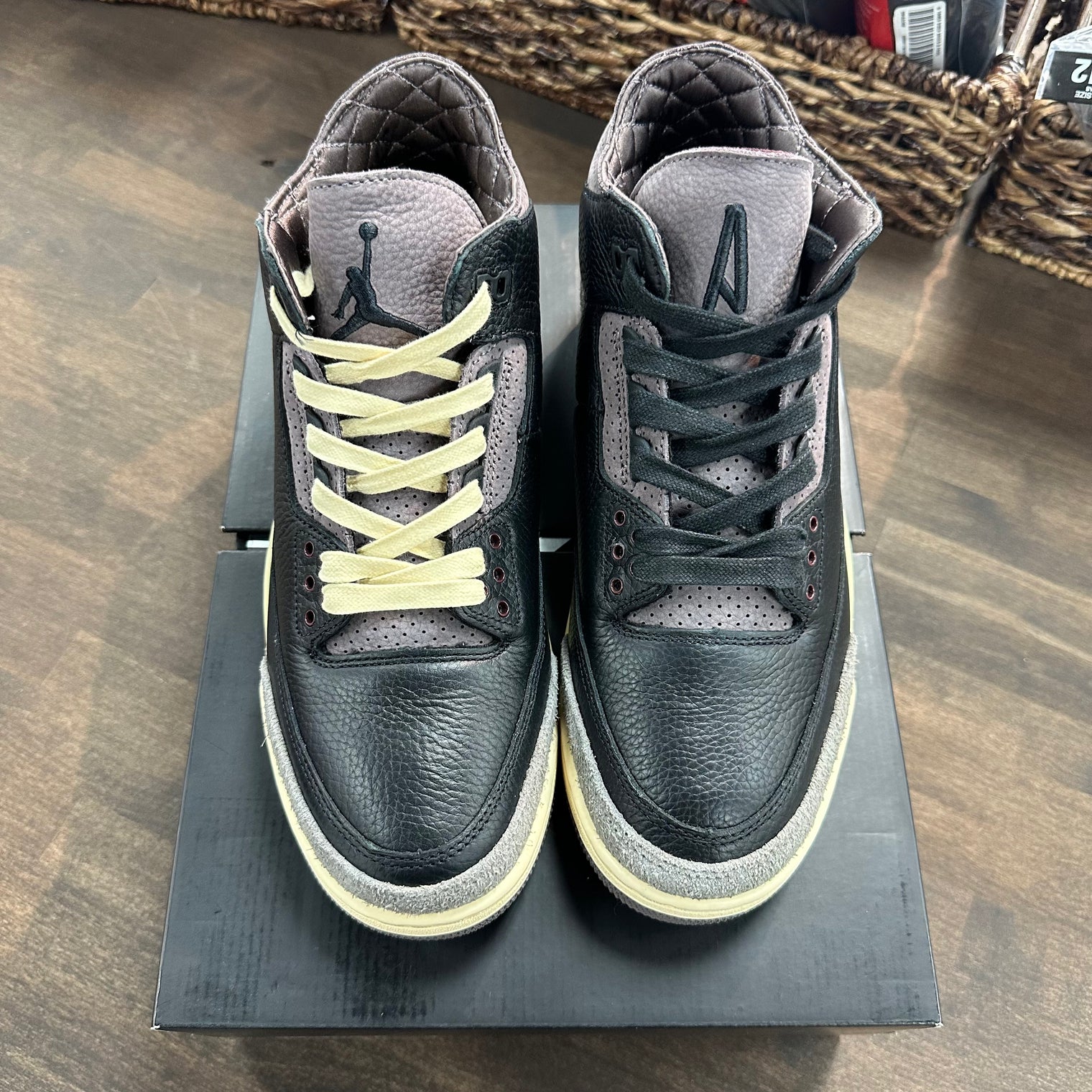 A Ma Manière Jordan 3 While You Were Sleeping (W) (USED)
