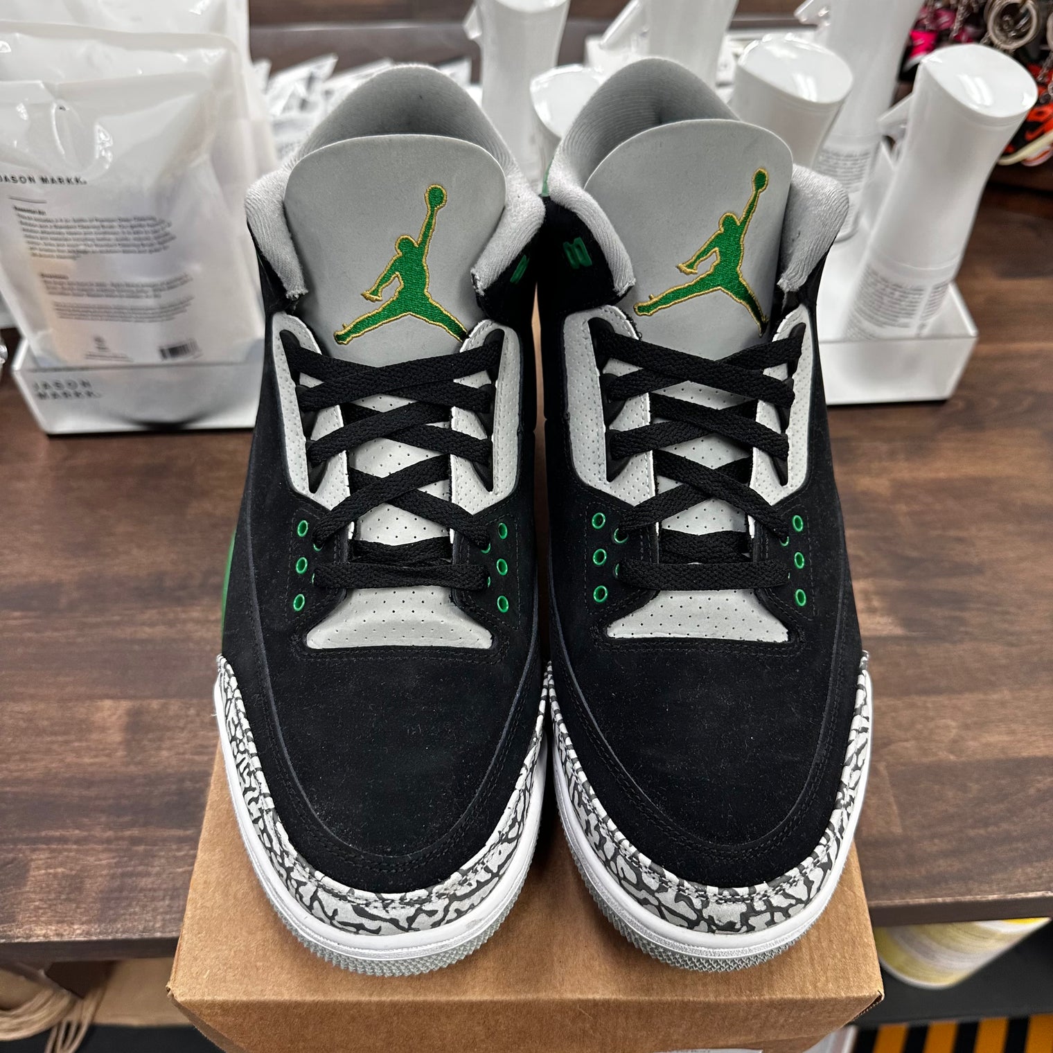Pine Green Jordan 3 (USED, No Box)