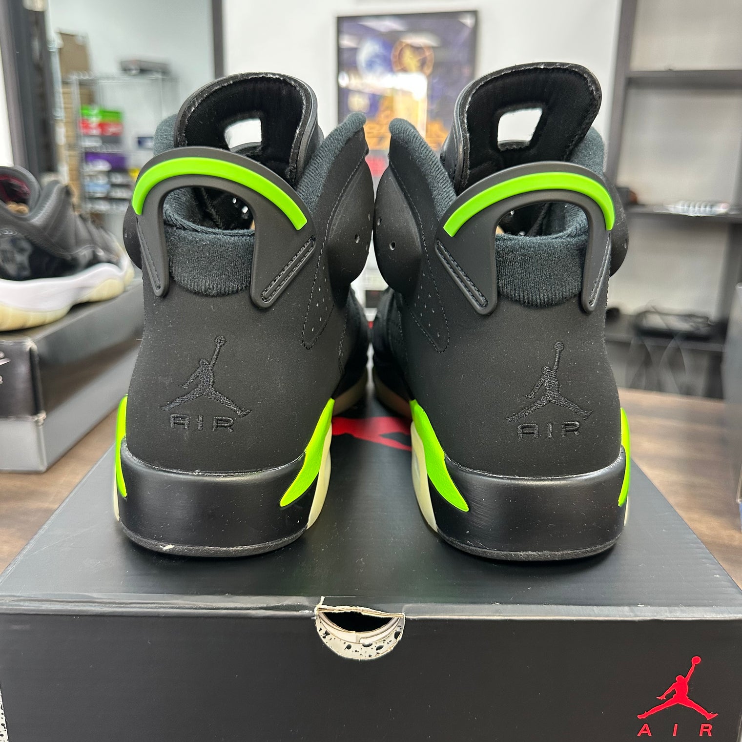 Jordan 6 Electric Green (USED)