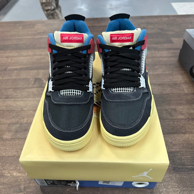 Union LA Off Noir Jordan 4 (USED)