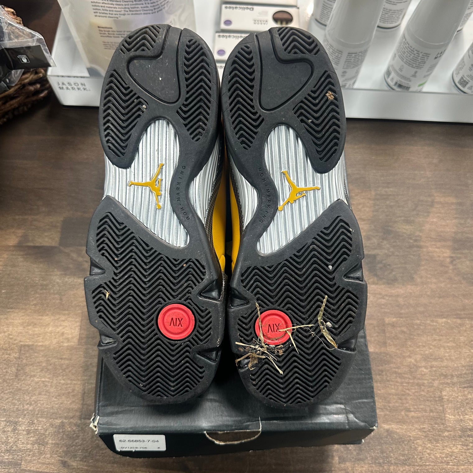 (GS) Ferrari Yellow Jordan 14 (USED)