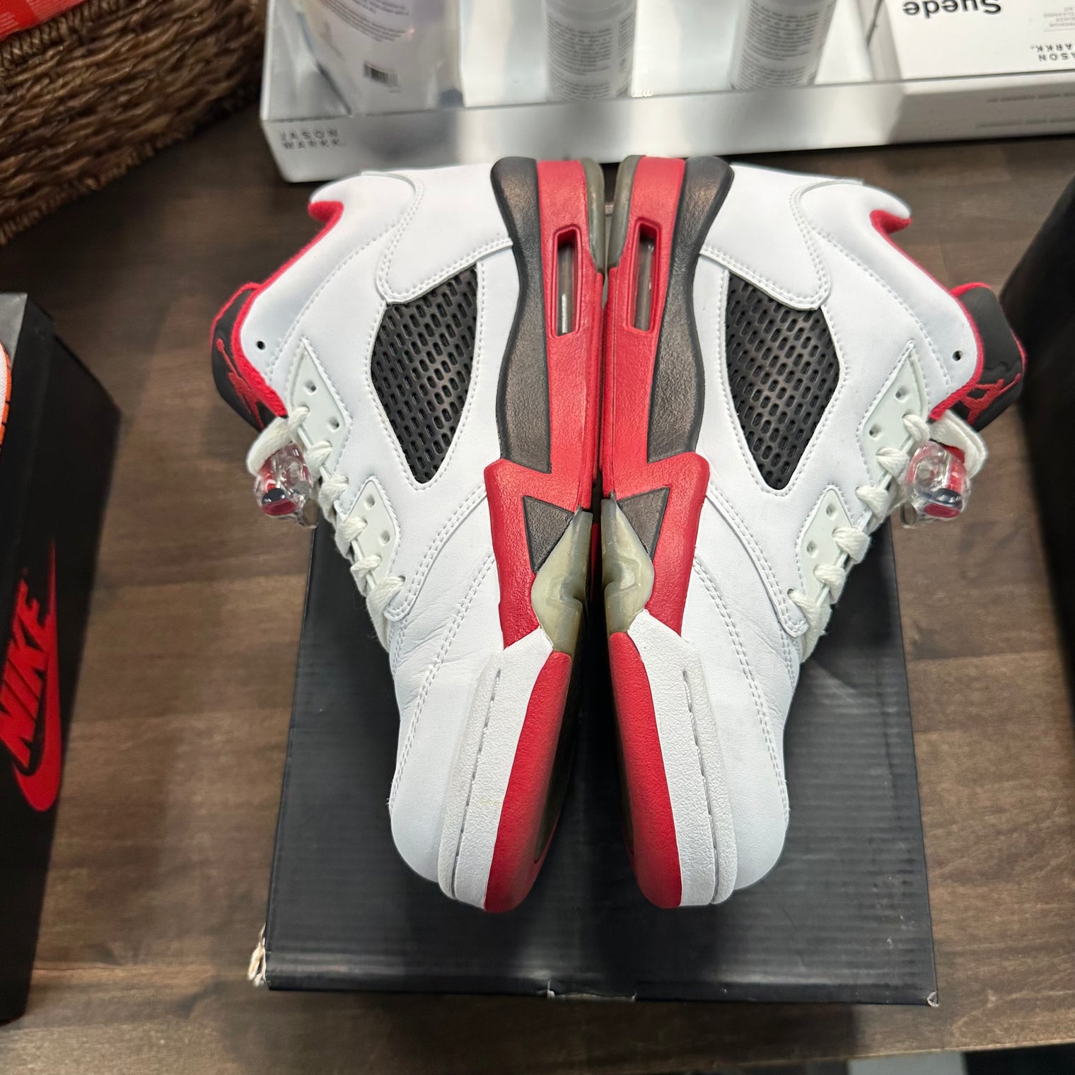 Fire Red Jordan 5 Low (USED)