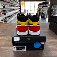 Black Amarillo Jordan 1 Mid (USED)