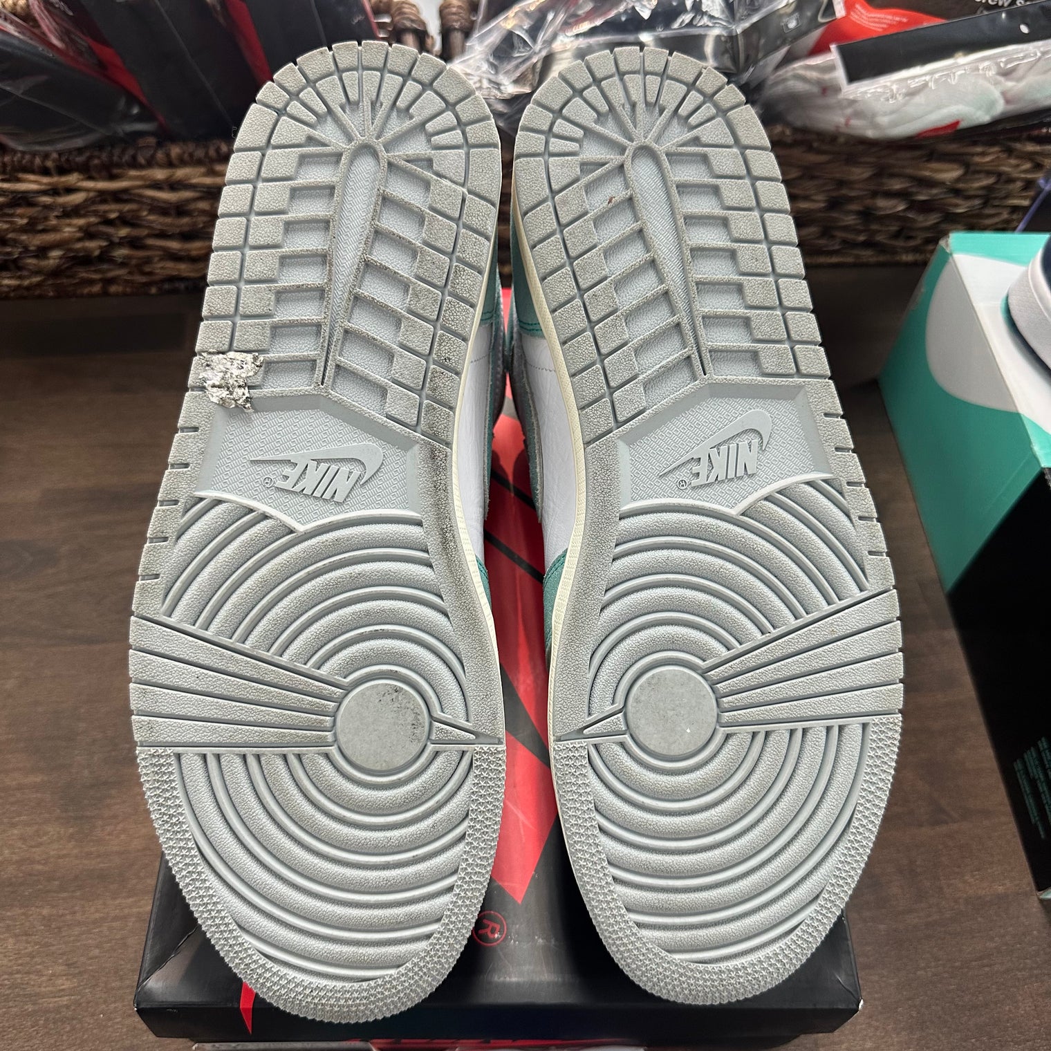 Nike Jordan 1 Turbo Green (USED)