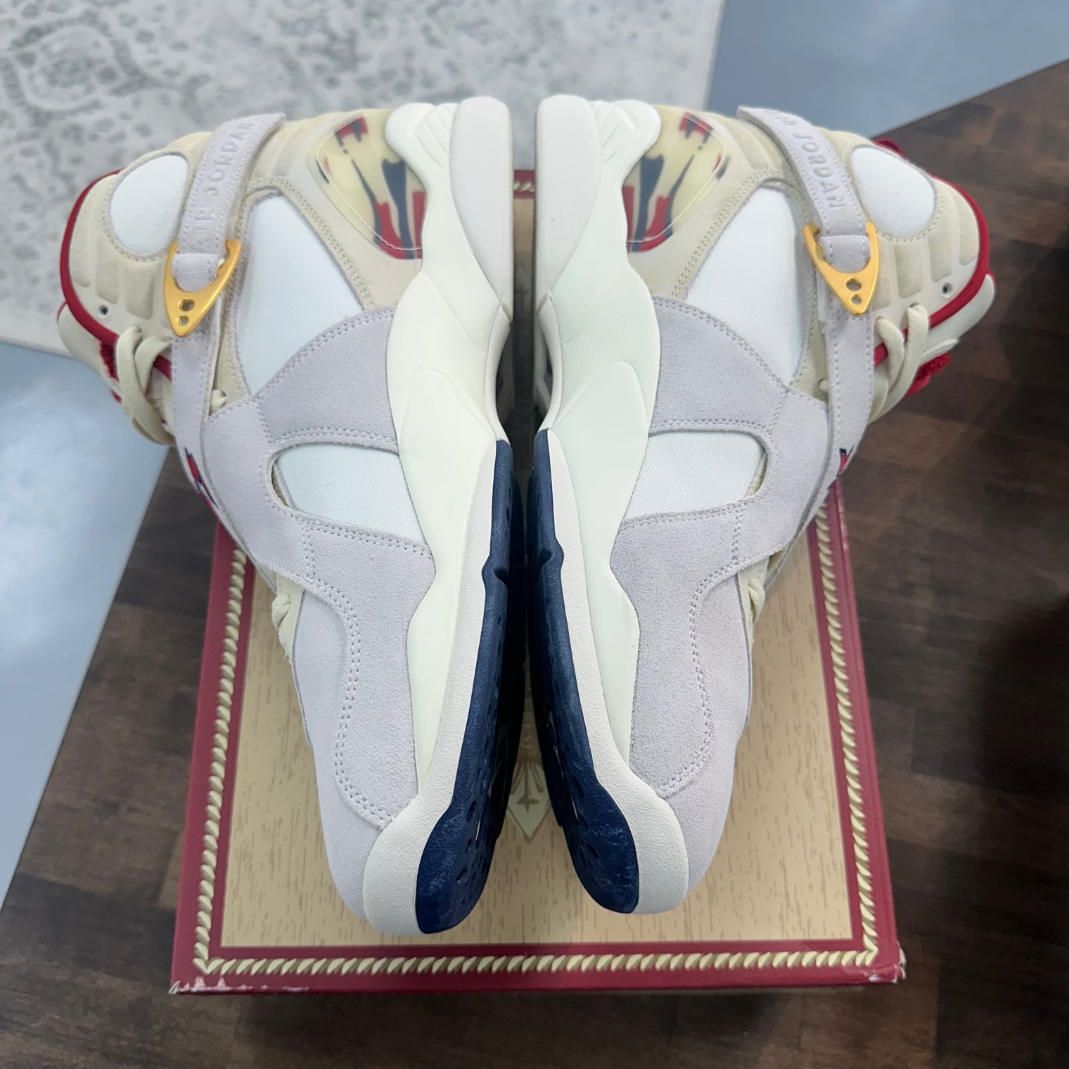 Solefly Jordan 8 (USED)