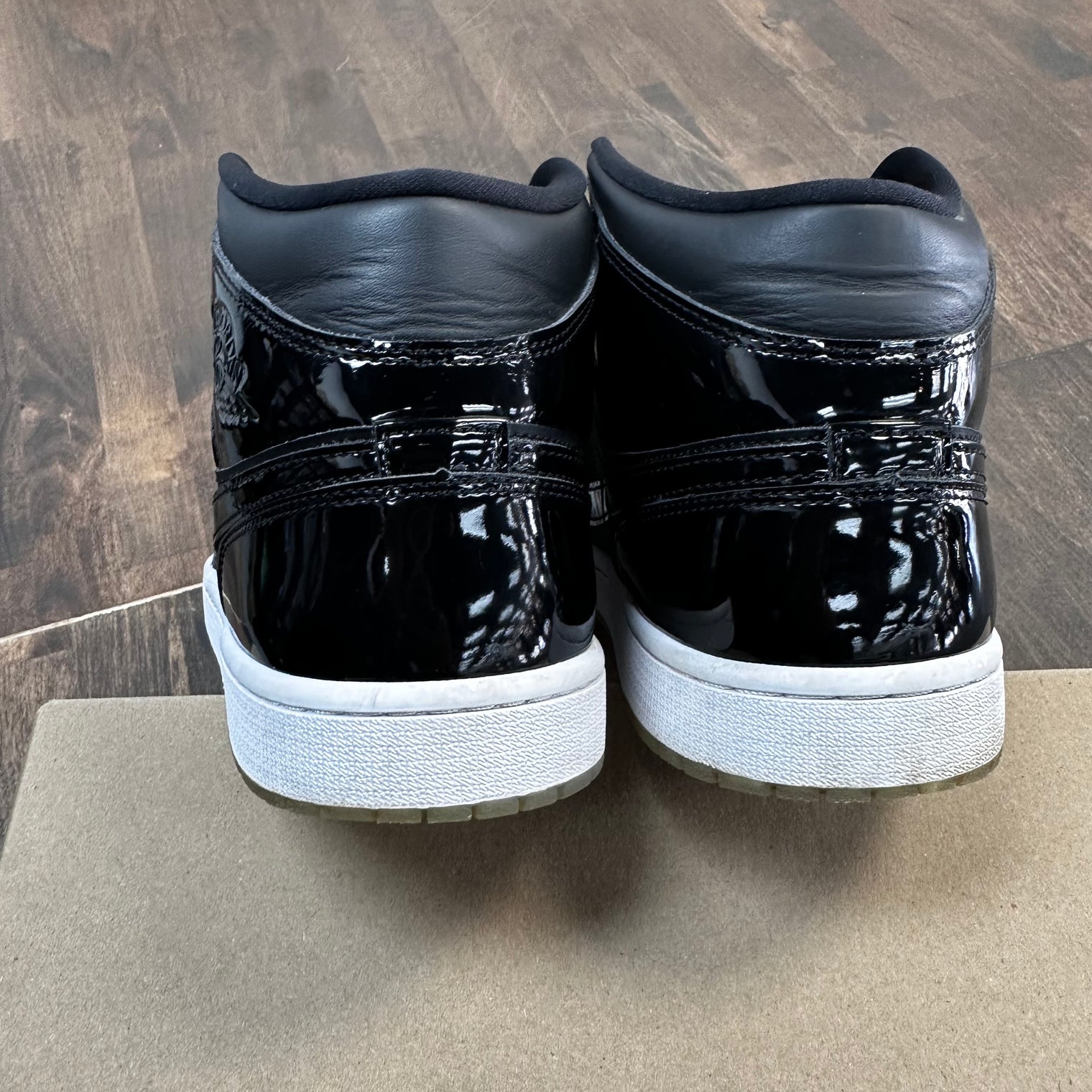 Space Jam Jordan 1 Mid (USED, No Box)