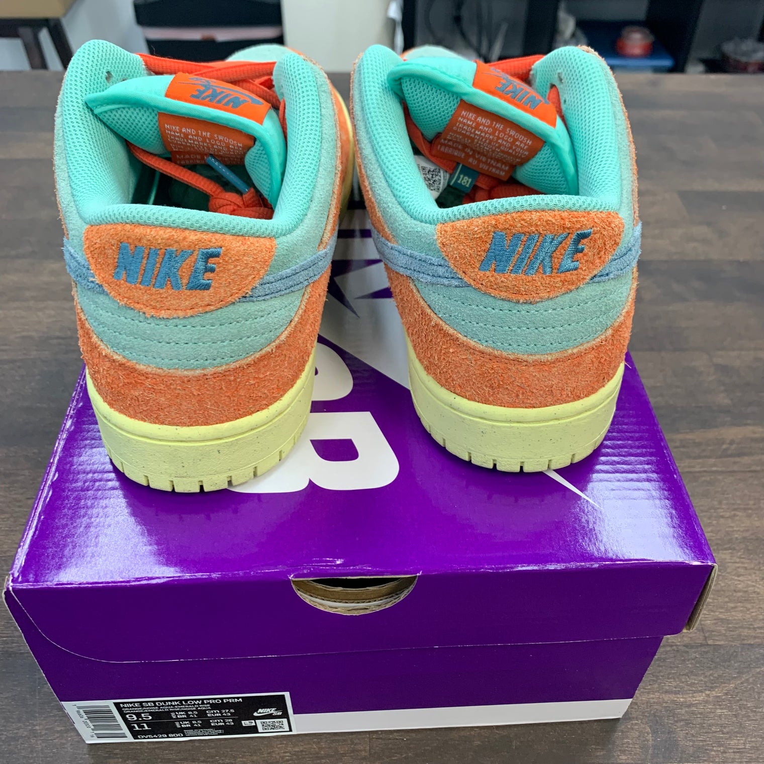 Orange Emerald Nike SB Dunk Low (USED)