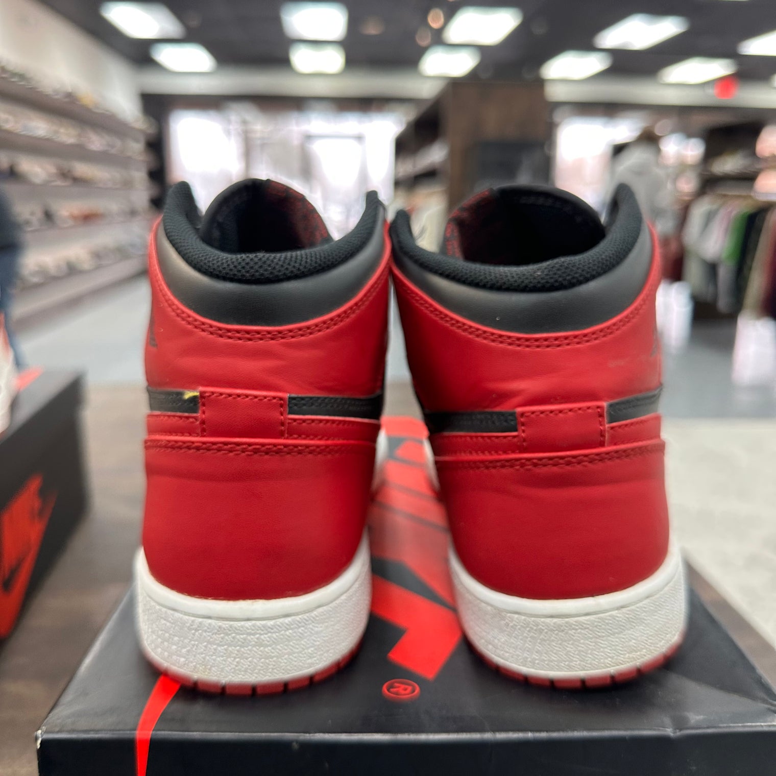 Banned Bred Jordan 1 High (2013) (USED)