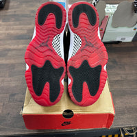 Bred Jordan 11 (2019) (USED)