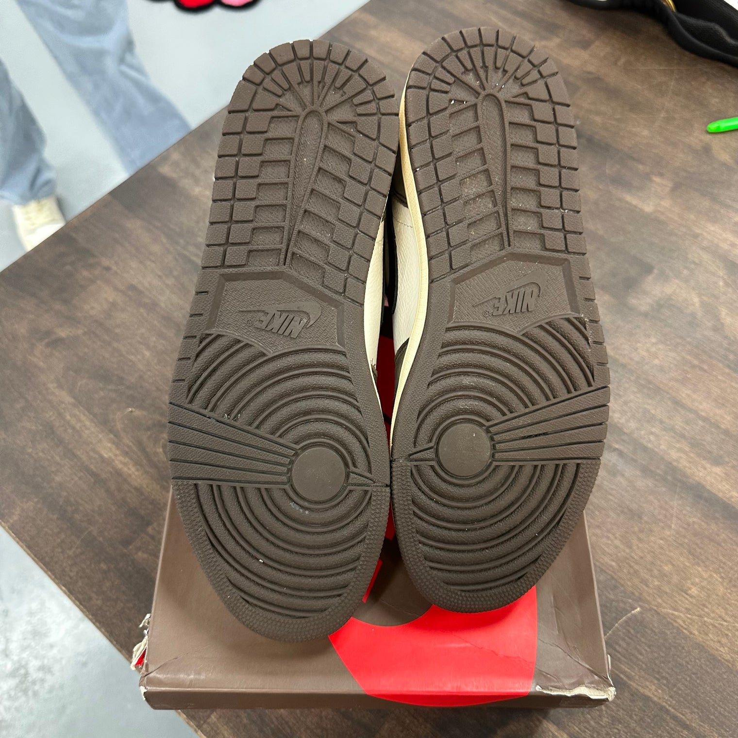 Travis Scott Mocha Jordan 1 High (USED)