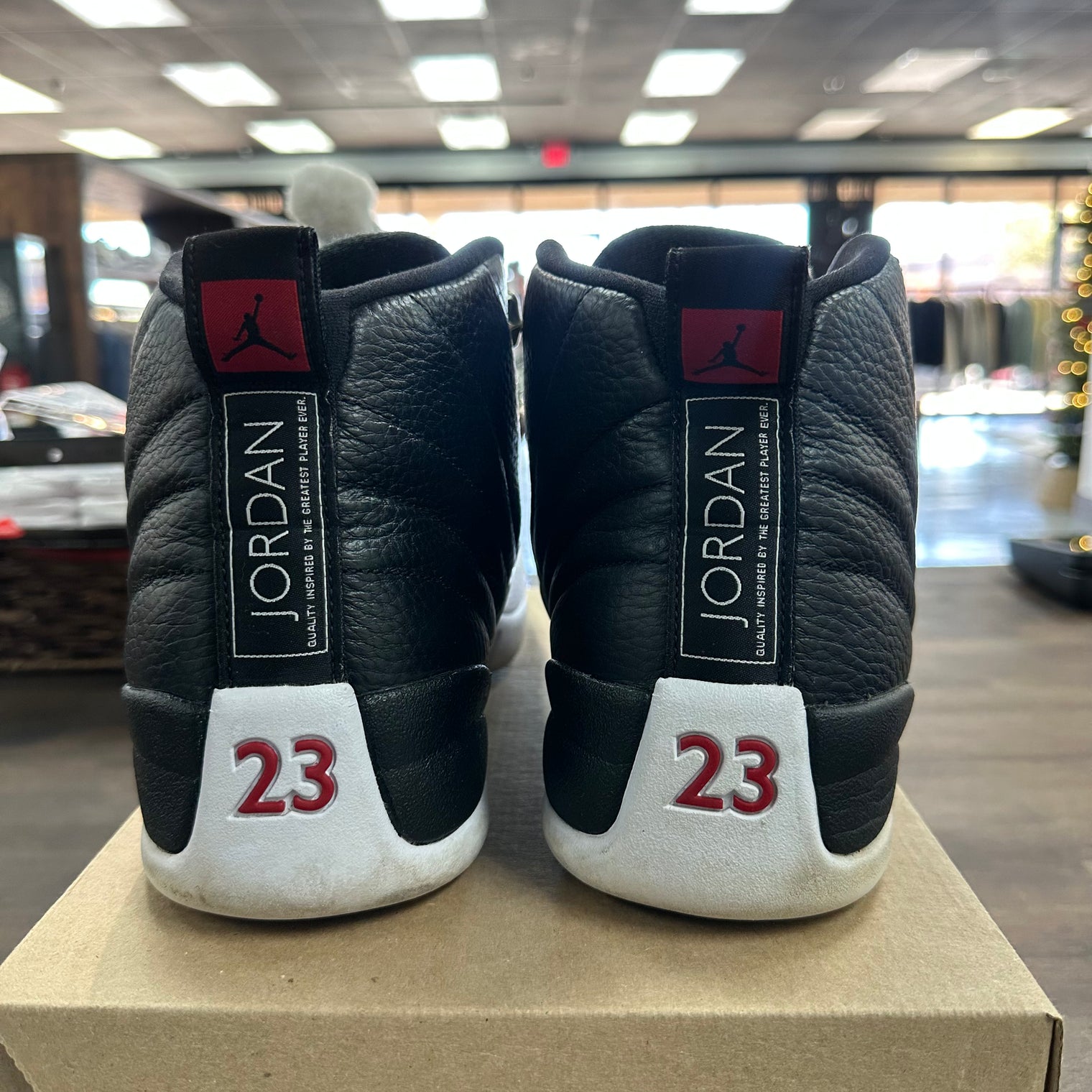 Playoff Jordan 12 (USED,NO BOX)