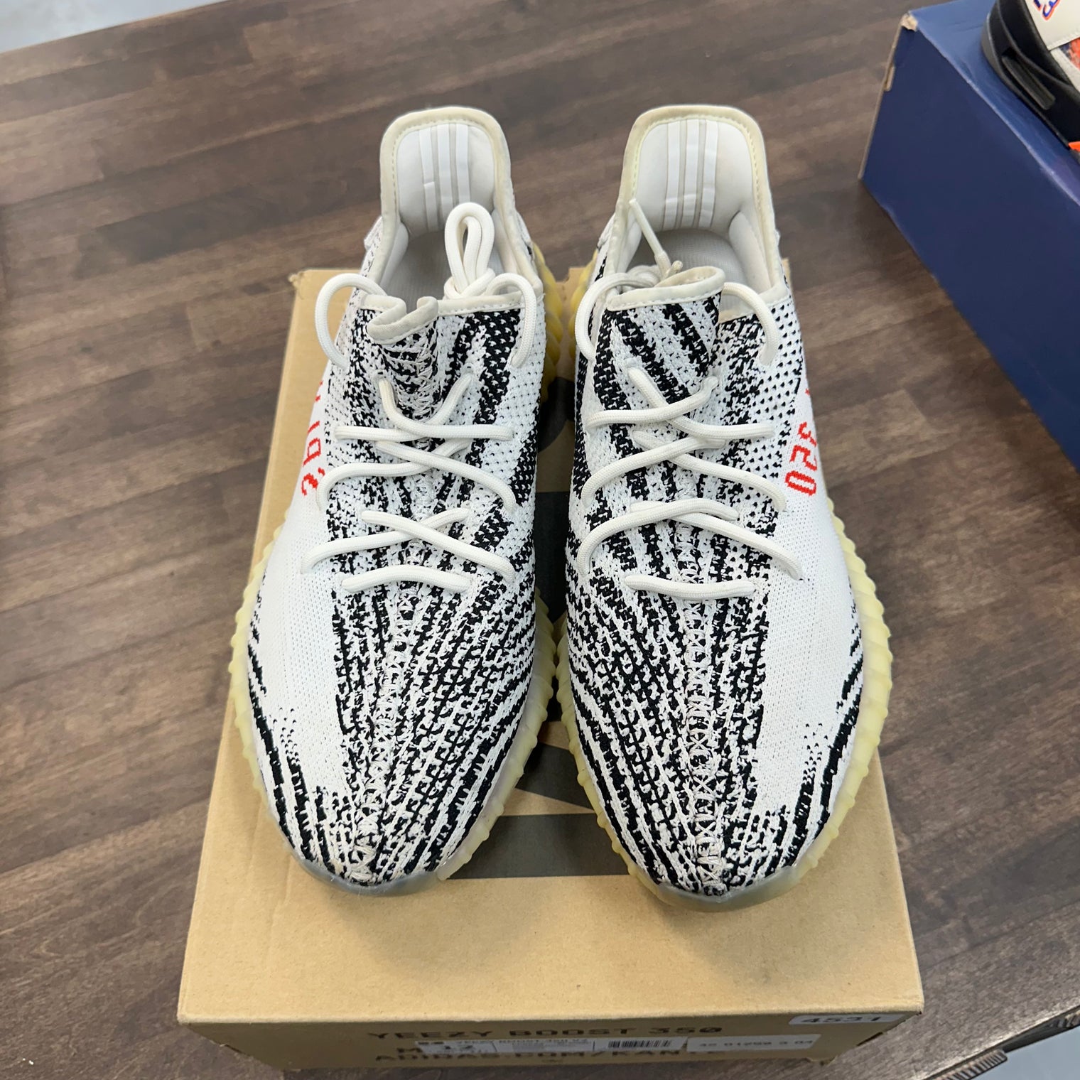 Zebra Yeezy 350 (USED)
