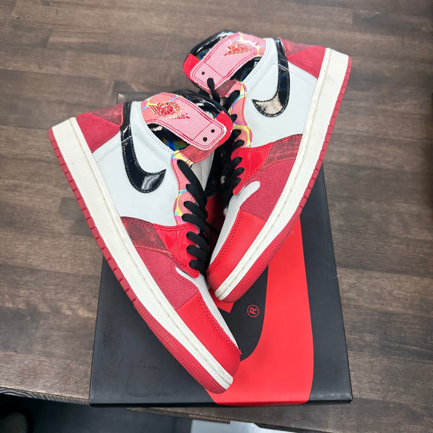 Spider-Verse Spiderman Jordan 1 High (USED)