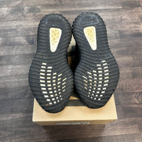 Oreo Yeezy 350 (USED)