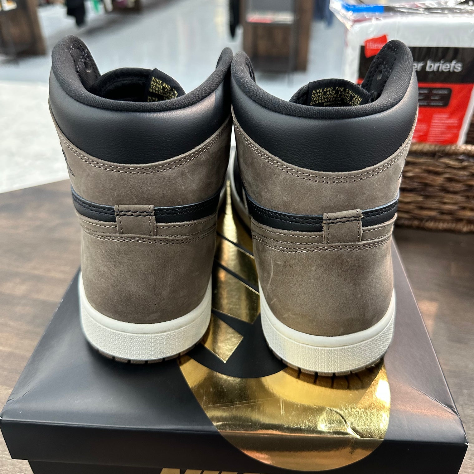 Palomino Jordan 1 High (USED)