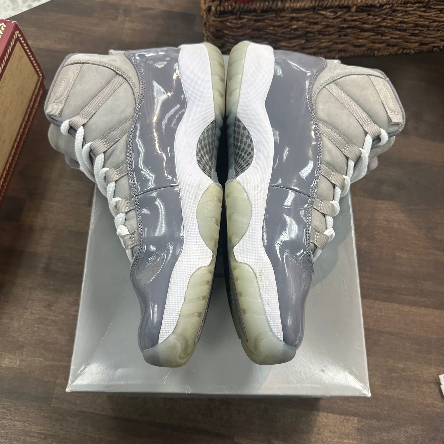 Cool Grey Jordan 11 (USED)