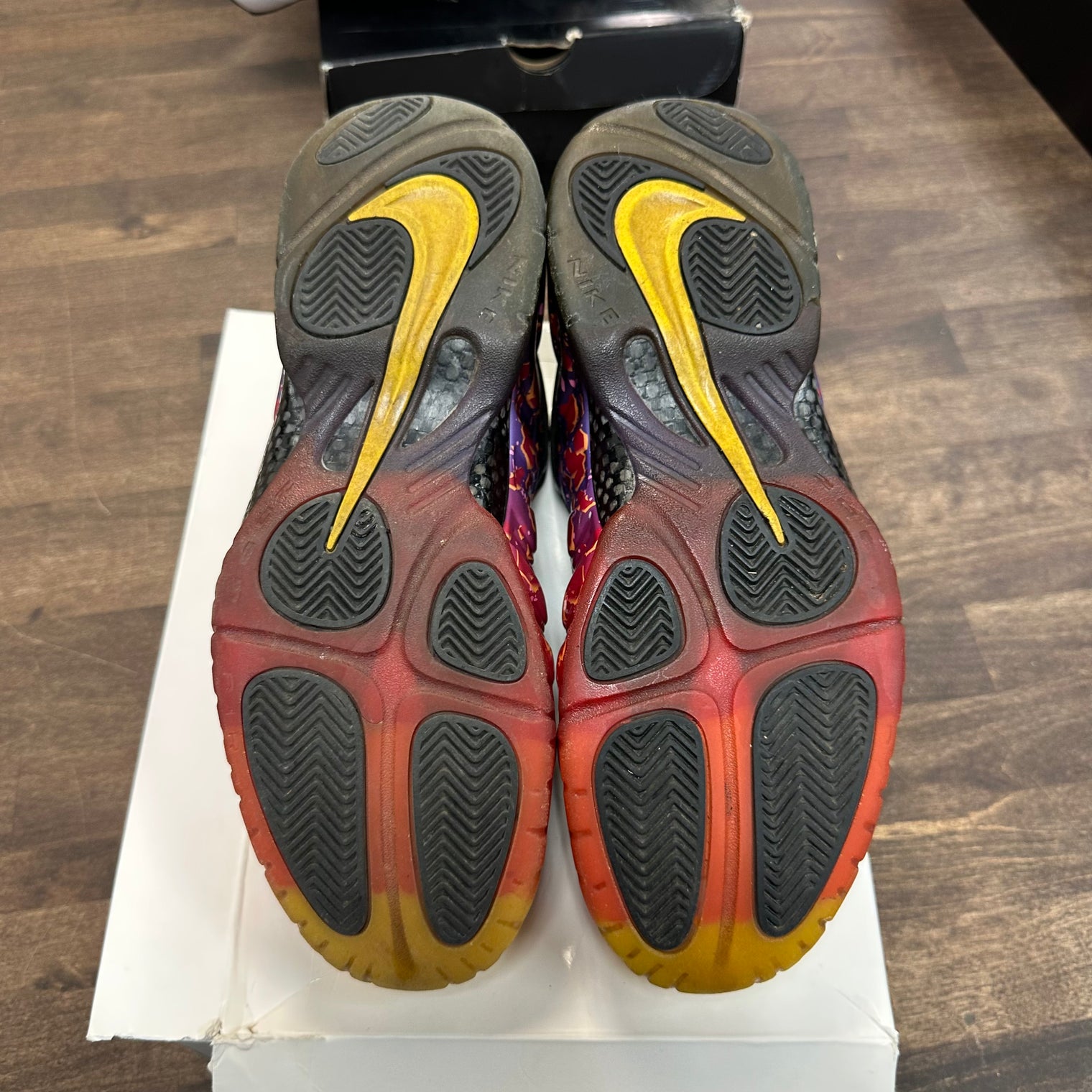 Area 72 Asteroid Foamposite One (USED)