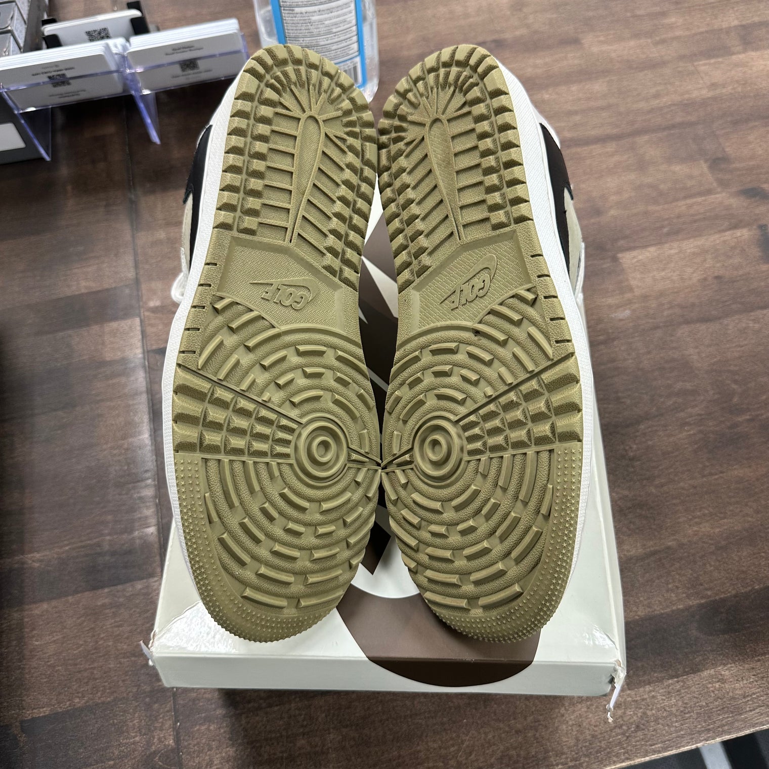 Neutral Olive Travis Scott Jordan 1 Low Golf (USED)