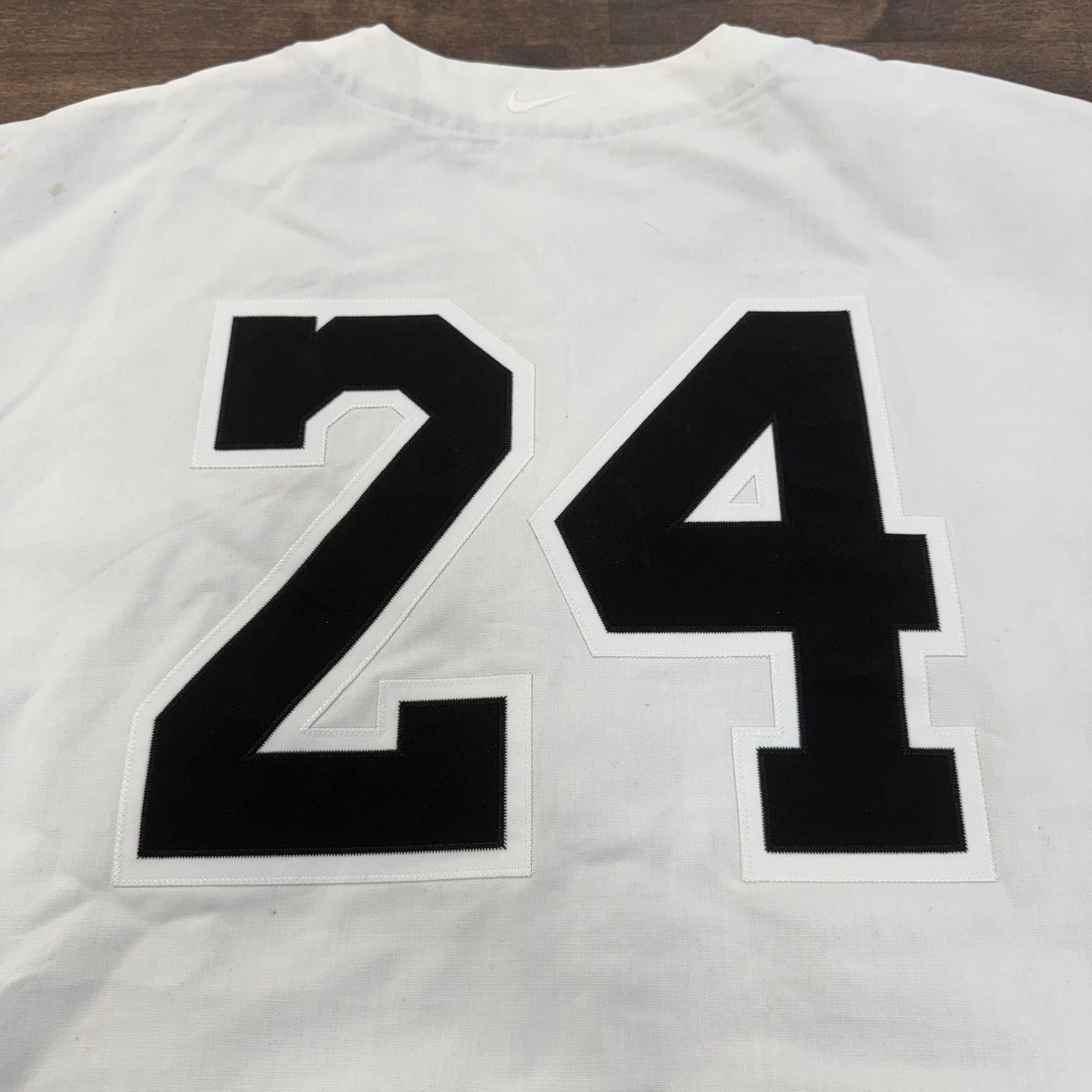 Kobe Mamba Baseball Jersey White (USED)