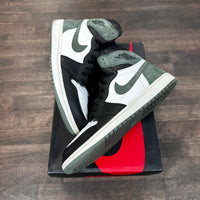 Clay Green Jordan 1 High Retro (USED)