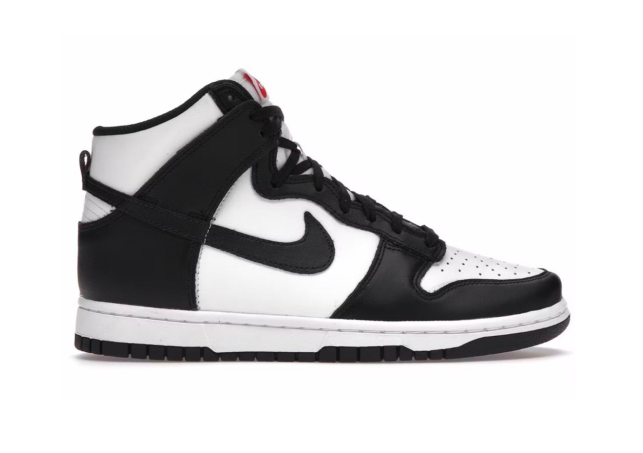 Panda Nike Dunk High (2021) (W)