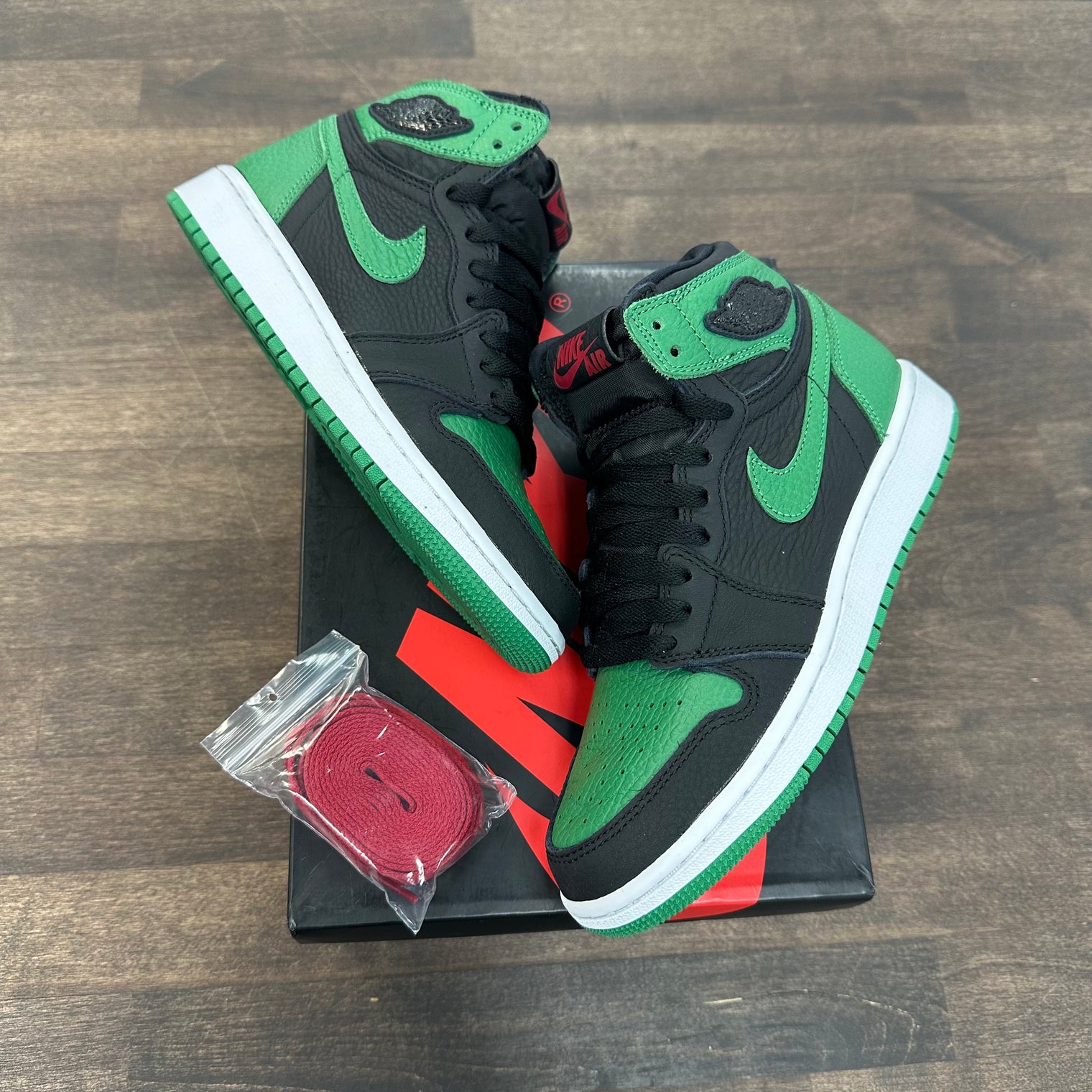 (GS) Jordan 1 Pine Green 2.0 (USED)